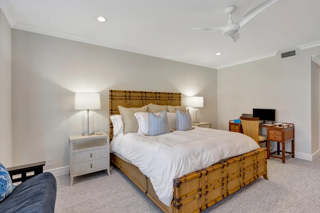 1201 Captains Way Jupiter FL 33477