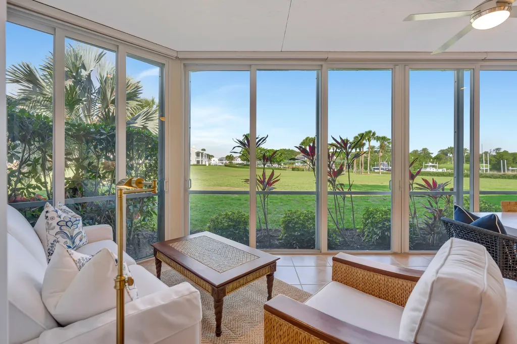 1201 Captains Way Jupiter FL 33477