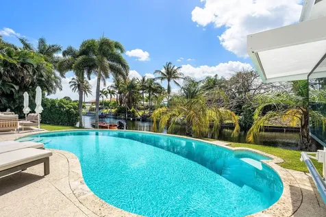 7745 W Lake Drive Lake Clarke Shores FL 33406