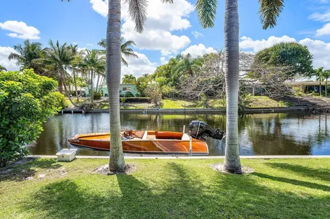 7745 W Lake Drive Lake Clarke Shores FL 33406