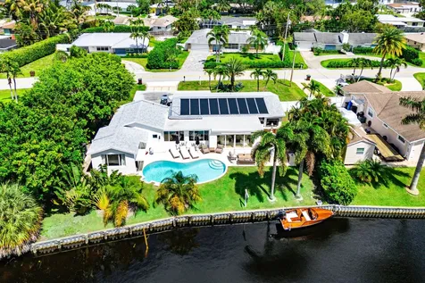 7745 W Lake Drive Lake Clarke Shores FL 33406