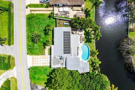 7745 W Lake Drive Lake Clarke Shores FL 33406