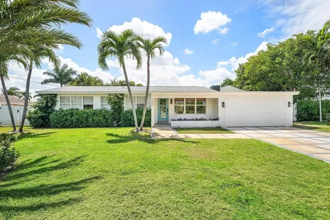 7745 W Lake Drive Lake Clarke Shores FL 33406