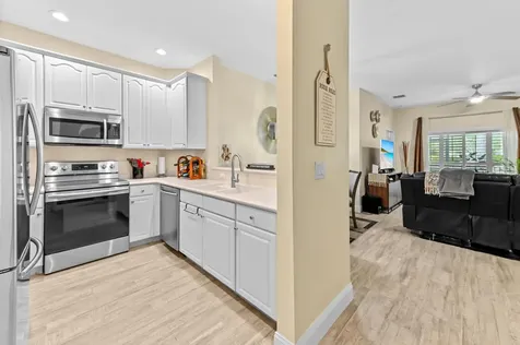 3043 Grandiflora Drive Greenacres FL 33467