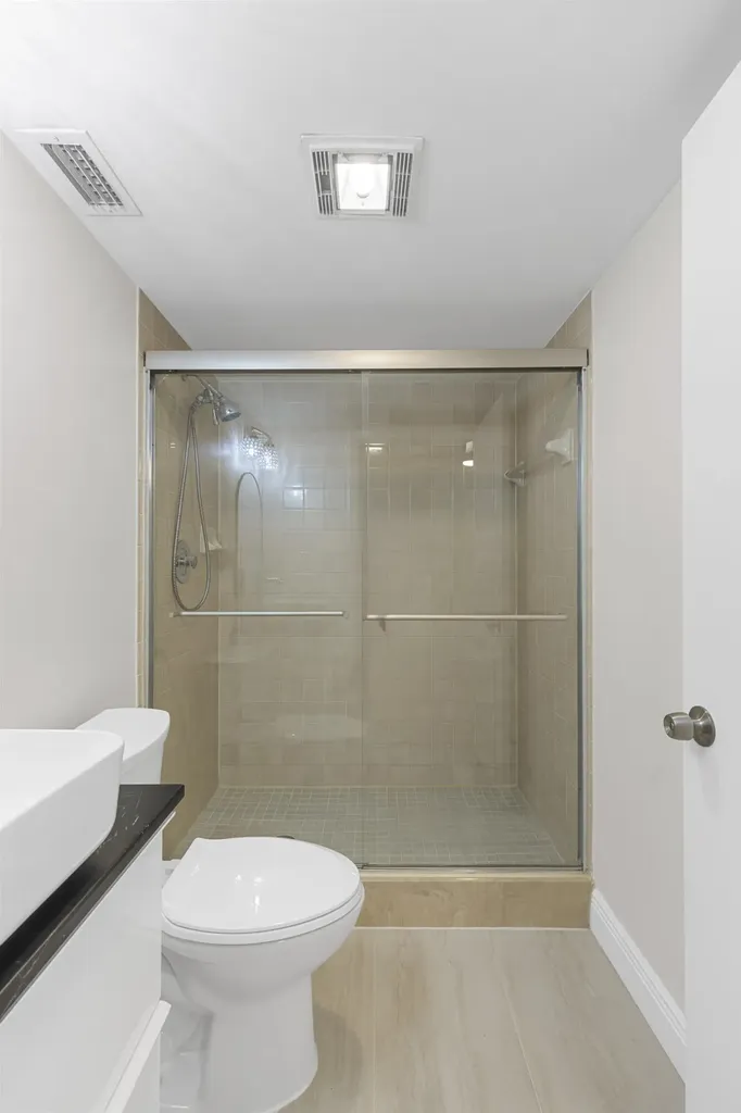 22958 Oxford Place Boca Raton FL 33433