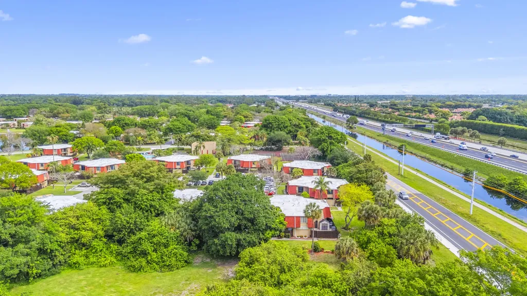 22958 Oxford Place Boca Raton FL 33433