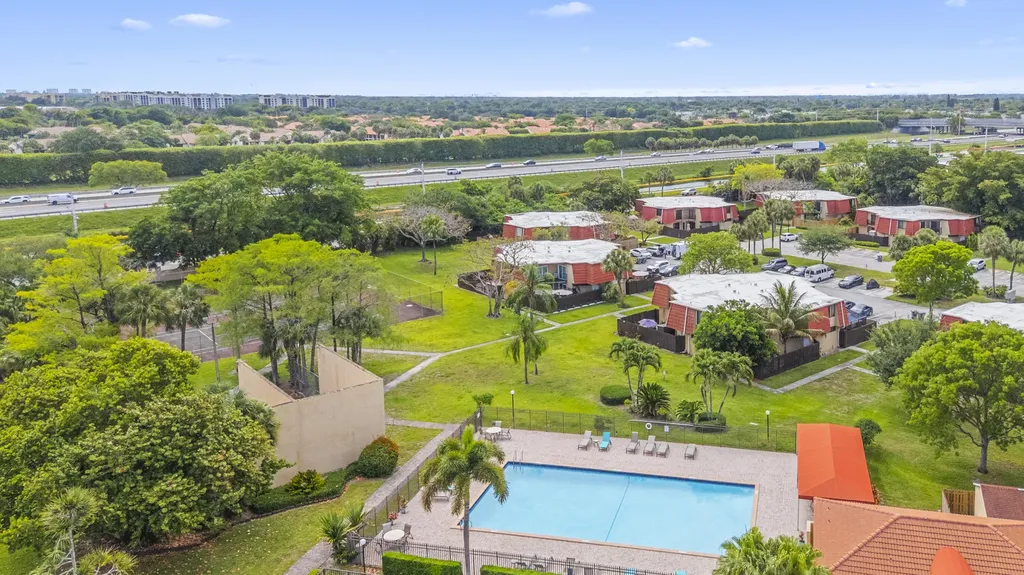 22958 Oxford Place Boca Raton FL 33433