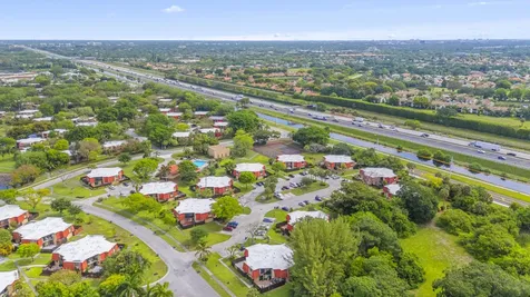 22958 Oxford Place Boca Raton FL 33433