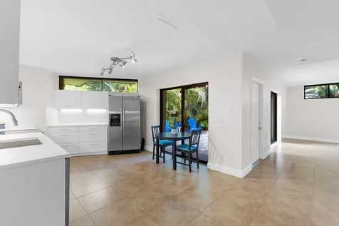 22958 Oxford Place Boca Raton FL 33433