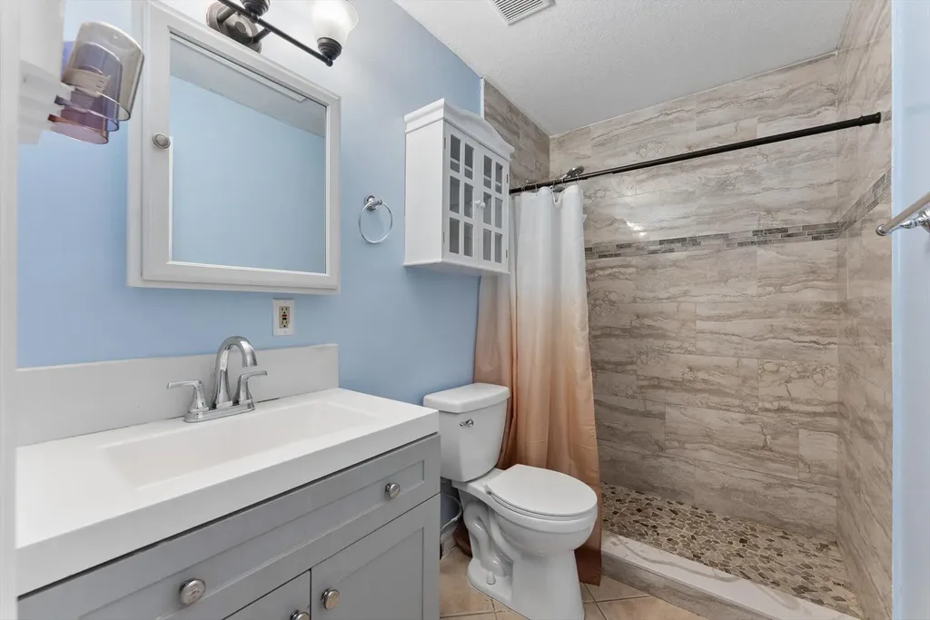 2831 N Seacrest Boulevard Boynton Beach FL 33435