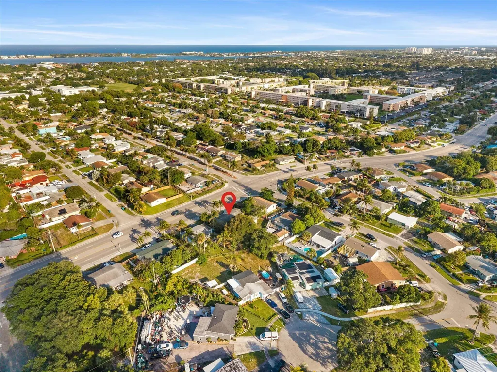 2831 N Seacrest Boulevard Boynton Beach FL 33435