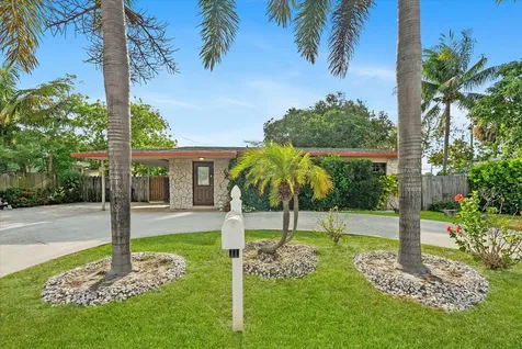 2831 N Seacrest Boulevard Boynton Beach FL 33435