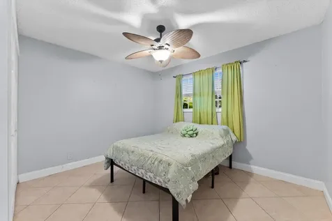 2831 N Seacrest Boulevard Boynton Beach FL 33435