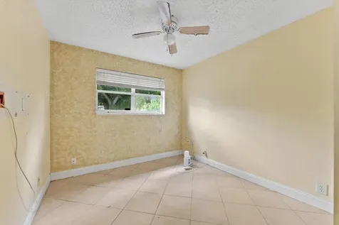 2831 N Seacrest Boulevard Boynton Beach FL 33435