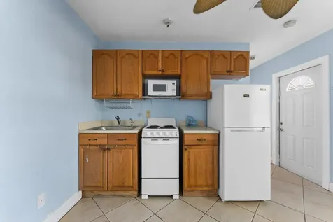 2831 N Seacrest Boulevard Boynton Beach FL 33435