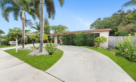 2831 N Seacrest Boulevard Boynton Beach FL 33435