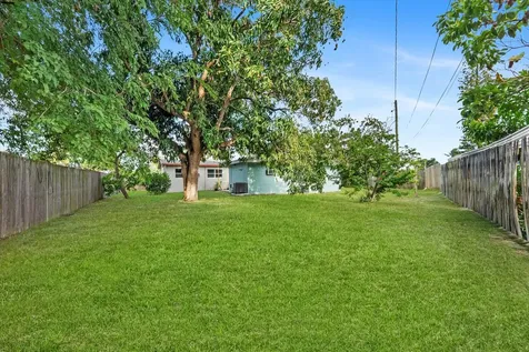 2831 N Seacrest Boulevard Boynton Beach FL 33435