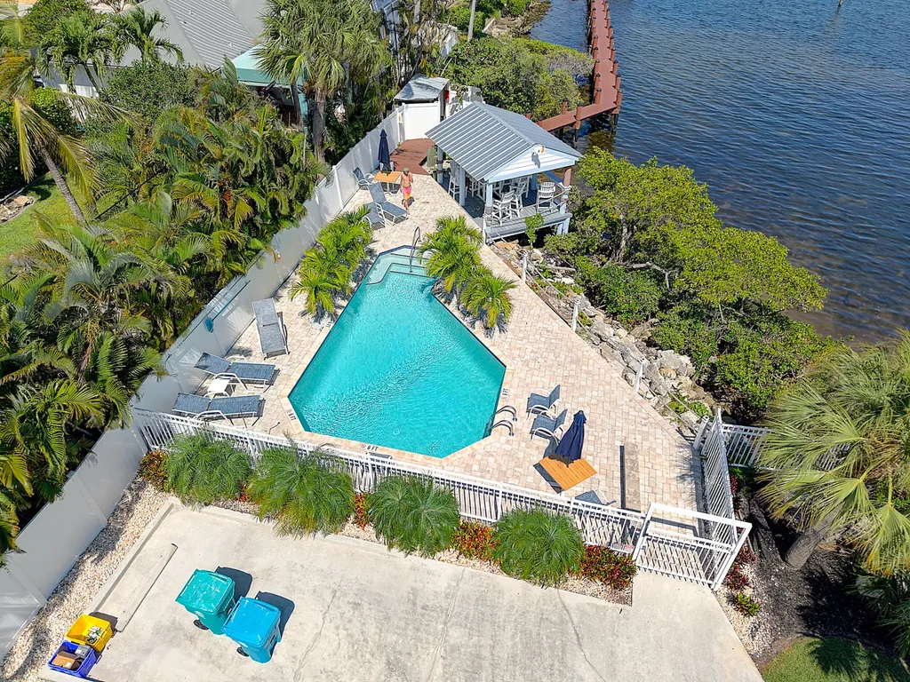 622 Mariners Way Boynton Beach FL 33435