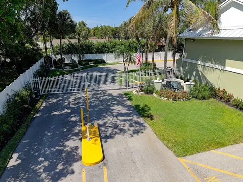 622 Mariners Way Boynton Beach FL 33435