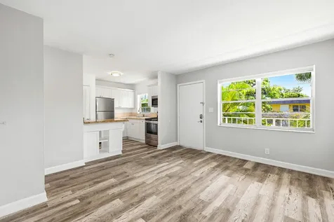 5162 NE 6th Avenue Oakland Park FL 33334