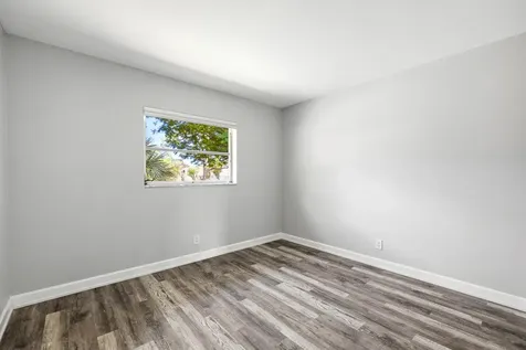 5162 NE 6th Avenue Oakland Park FL 33334