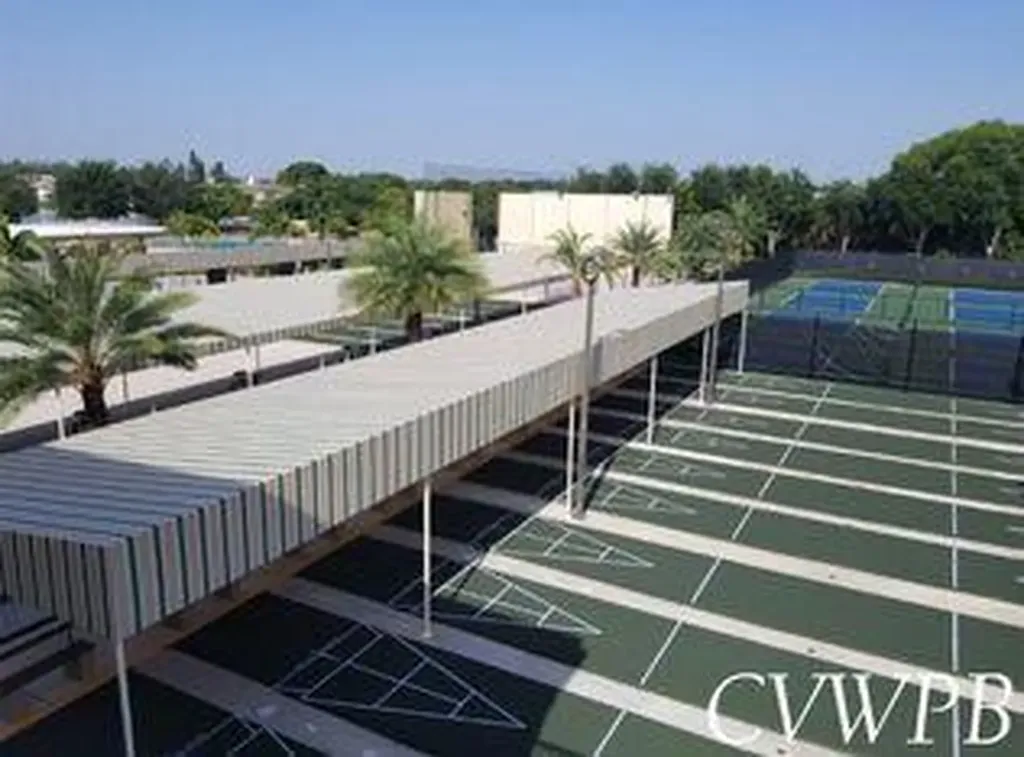 100 Kingswood E West Palm Beach FL 33417