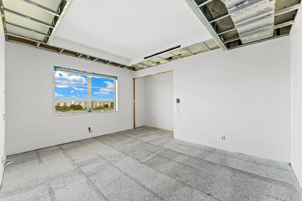 3050 N Palm Aire Drive Pompano Beach FL 33069