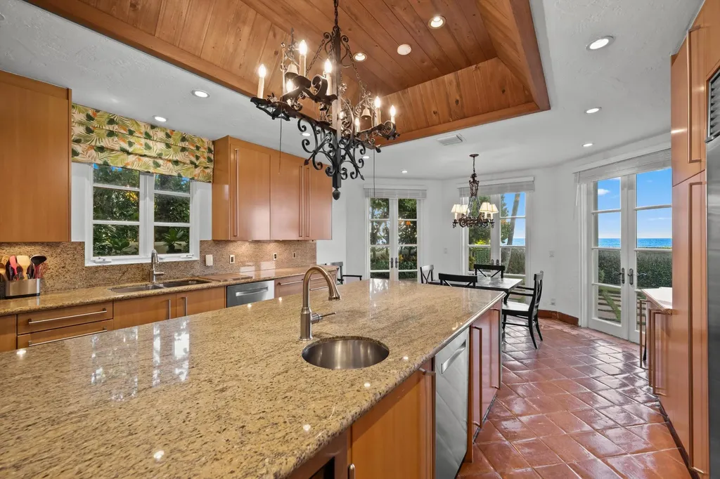 240 N Ocean Boulevard Palm Beach FL 33480
