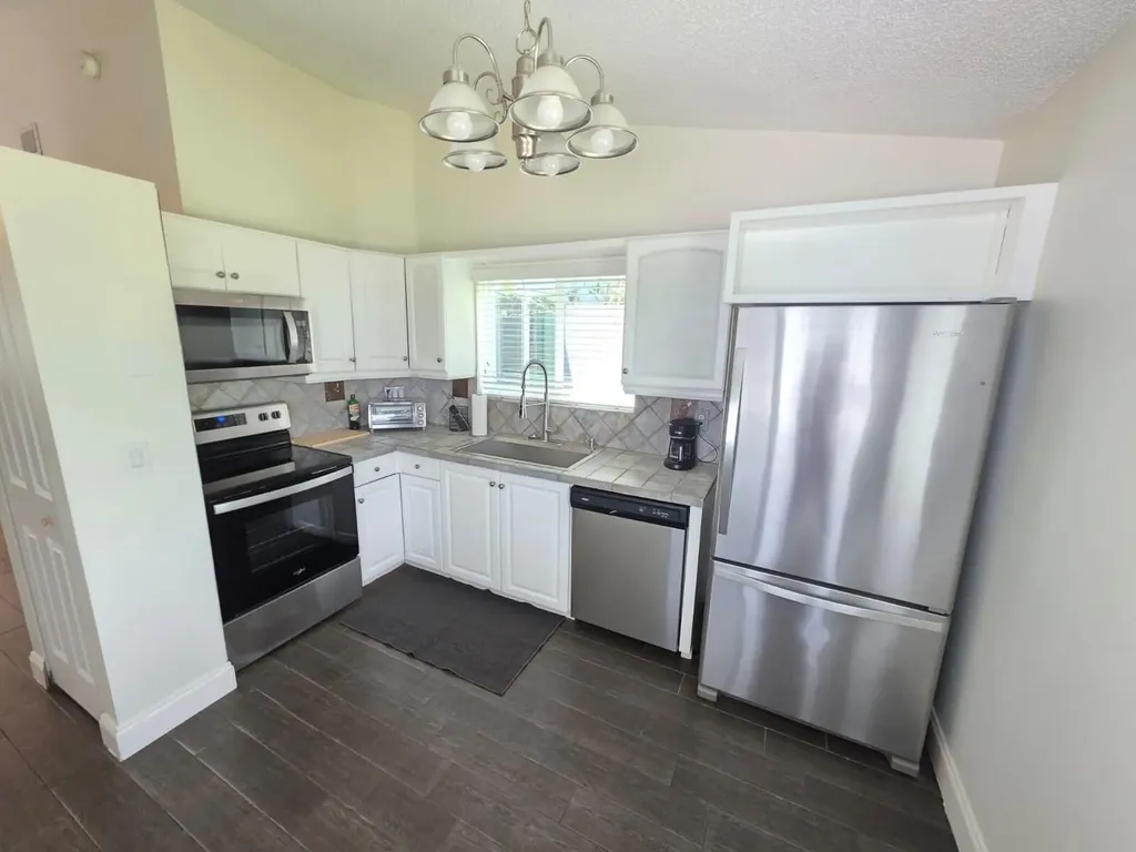 3931 Island Club Circle W Lake Worth FL 33462
