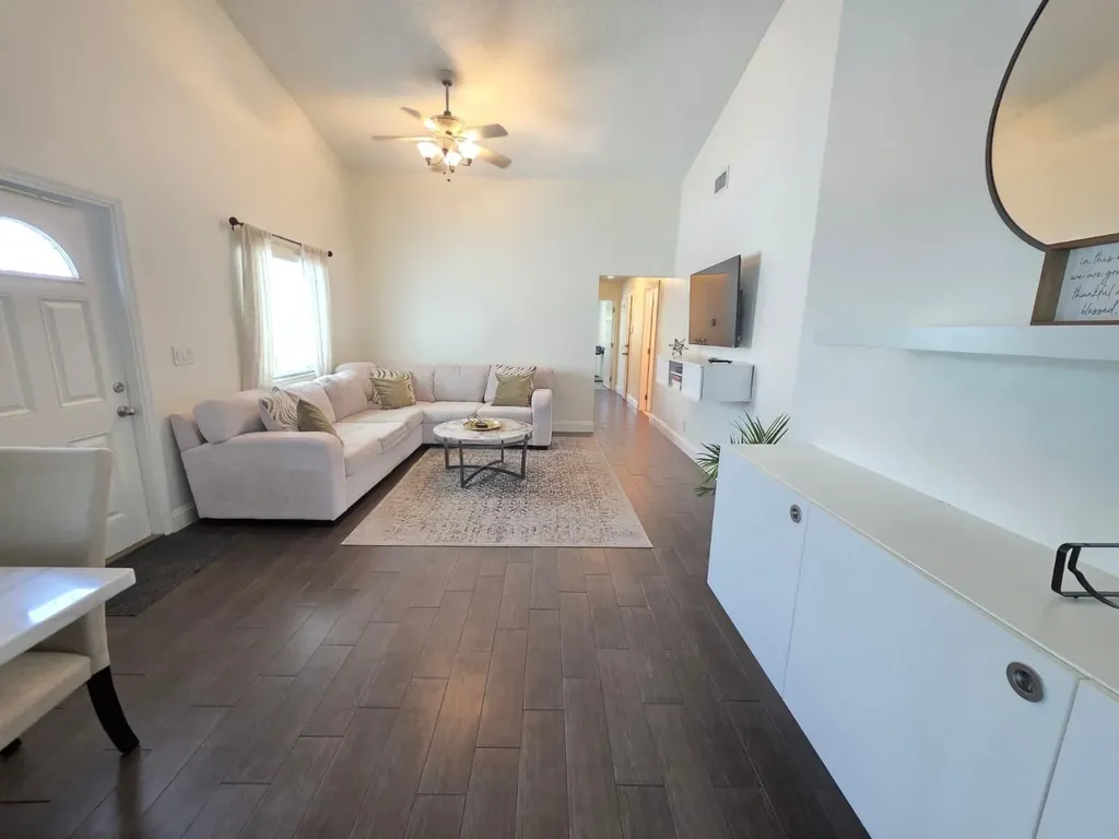 3931 Island Club Circle W Lake Worth FL 33462