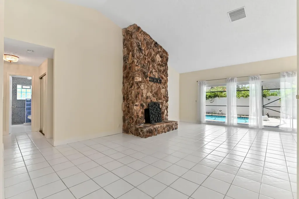 8372 Myakka Court Lake Worth FL 33467