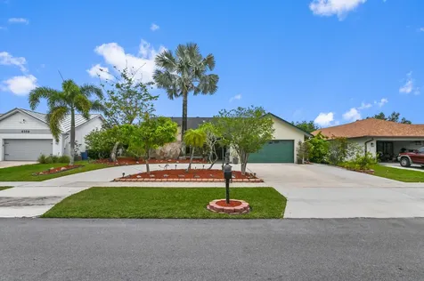 8372 Myakka Court Lake Worth FL 33467