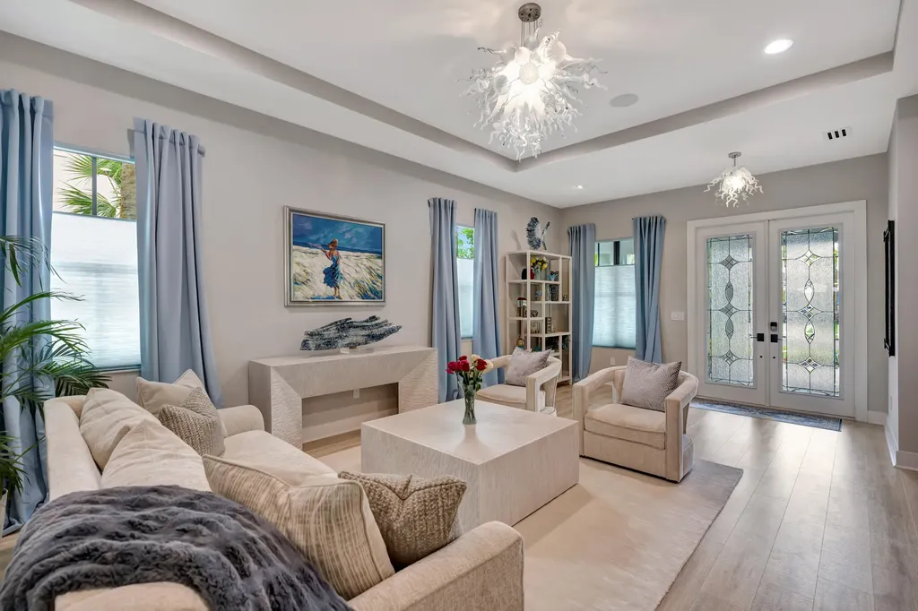13213 Faberge Place Palm Beach Gardens FL 33418