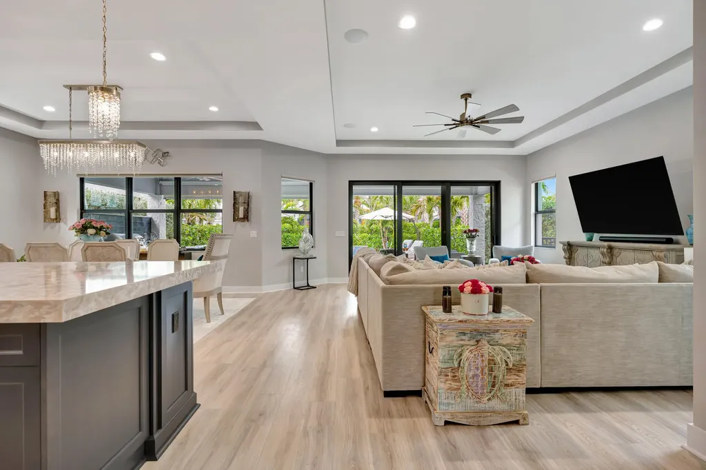 13213 Faberge Place Palm Beach Gardens FL 33418