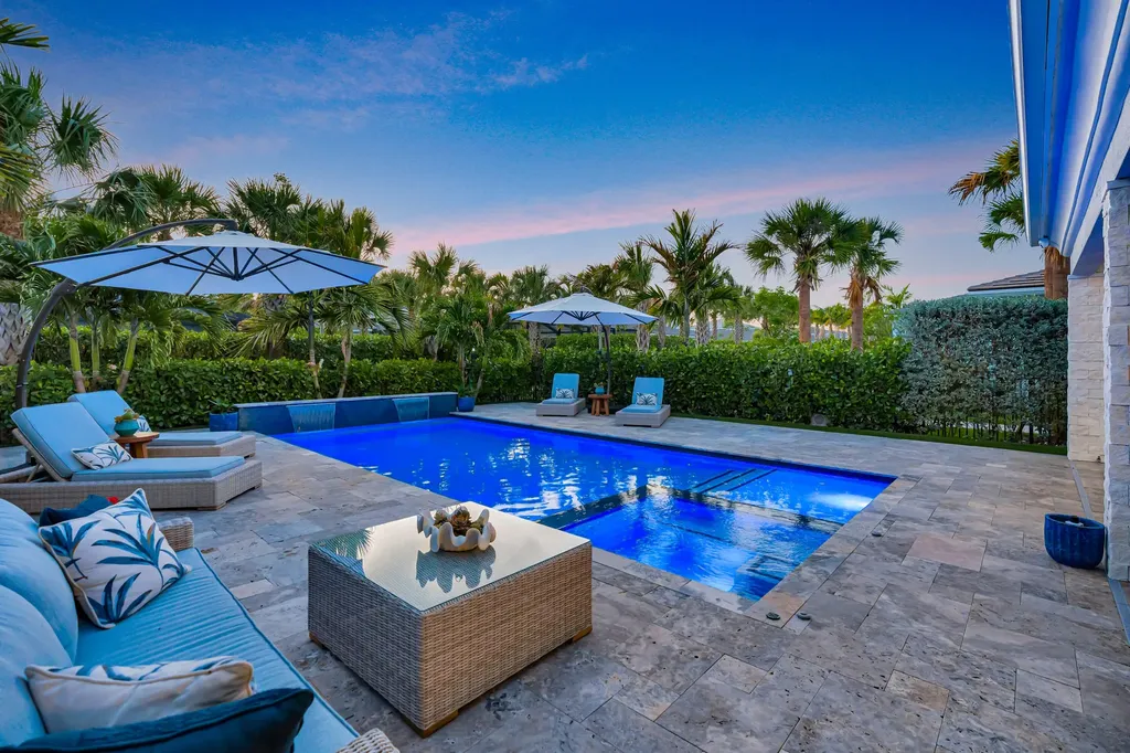 13213 Faberge Place Palm Beach Gardens FL 33418