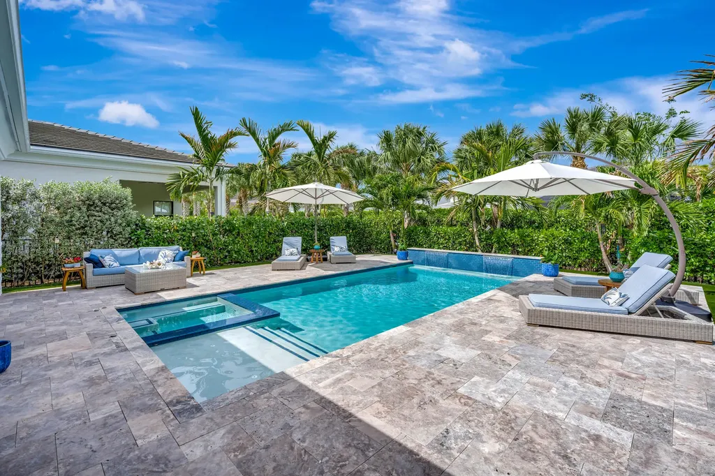13213 Faberge Place Palm Beach Gardens FL 33418