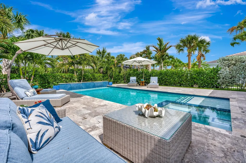 13213 Faberge Place Palm Beach Gardens FL 33418