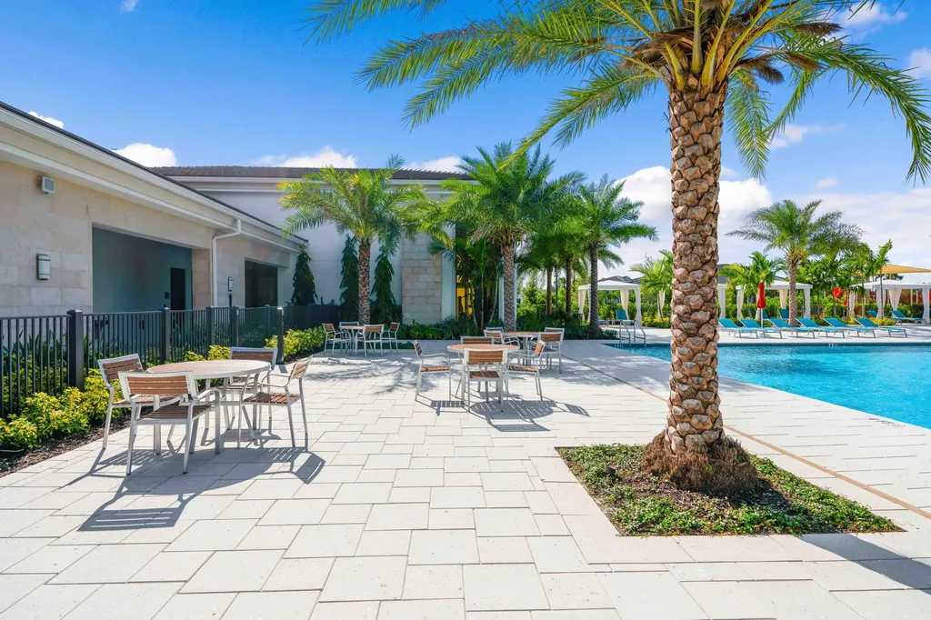 13213 Faberge Place Palm Beach Gardens FL 33418
