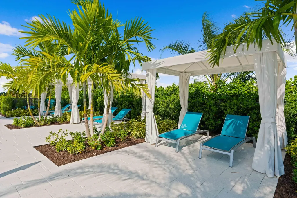 13213 Faberge Place Palm Beach Gardens FL 33418