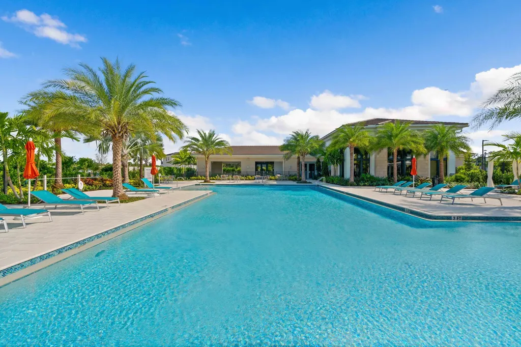 13213 Faberge Place Palm Beach Gardens FL 33418