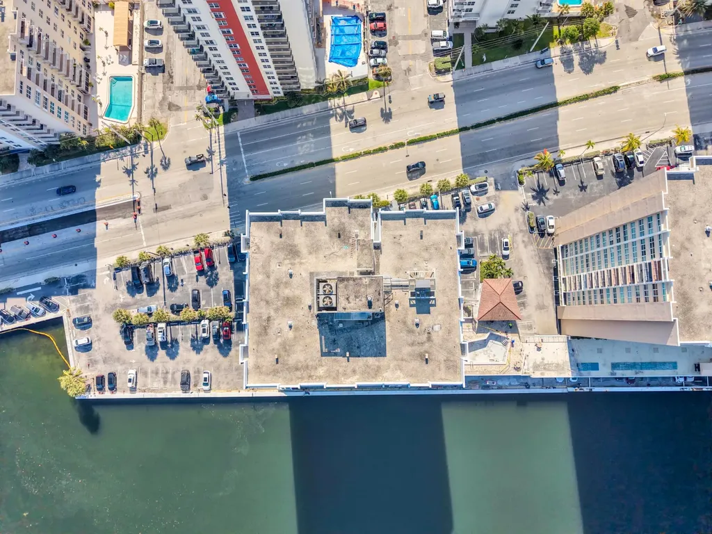 1400 S Ocean Drive Hollywood FL 33019