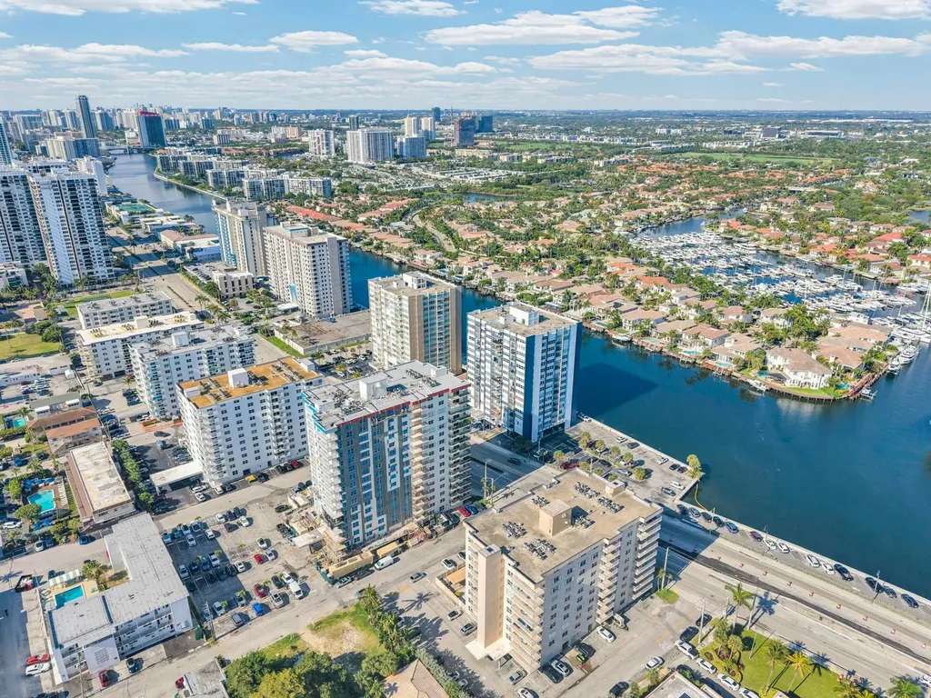 1400 S Ocean Drive Hollywood FL 33019