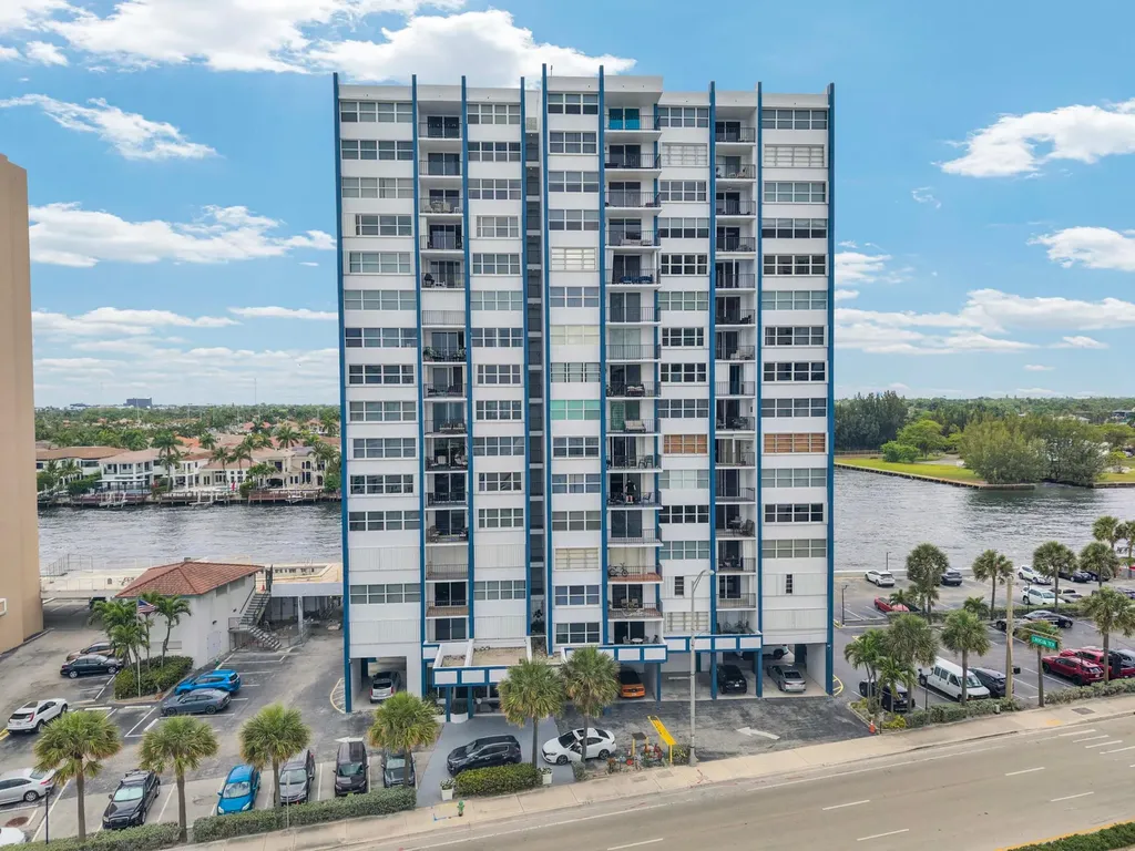 1400 S Ocean Drive Hollywood FL 33019