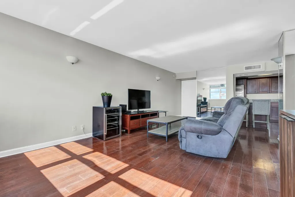 1400 S Ocean Drive Hollywood FL 33019