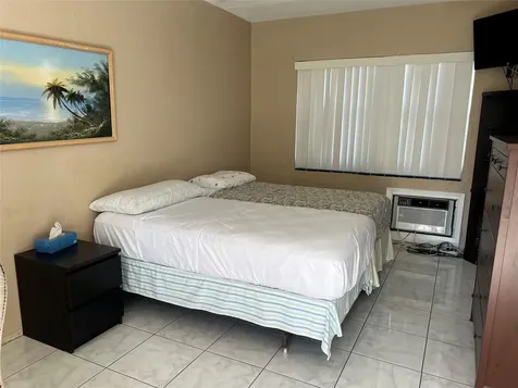 1315 N Ocean Drive Hollywood FL 33019