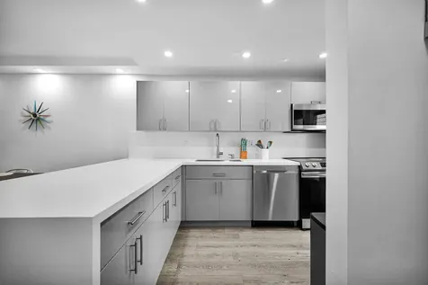 400 SE 10th Street Deerfield Beach FL 33441