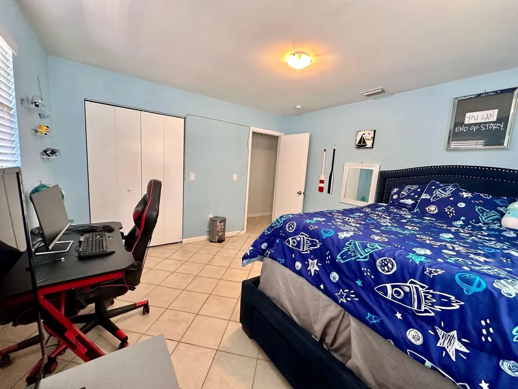 3390 Artesian Drive Lake Worth FL 33462
