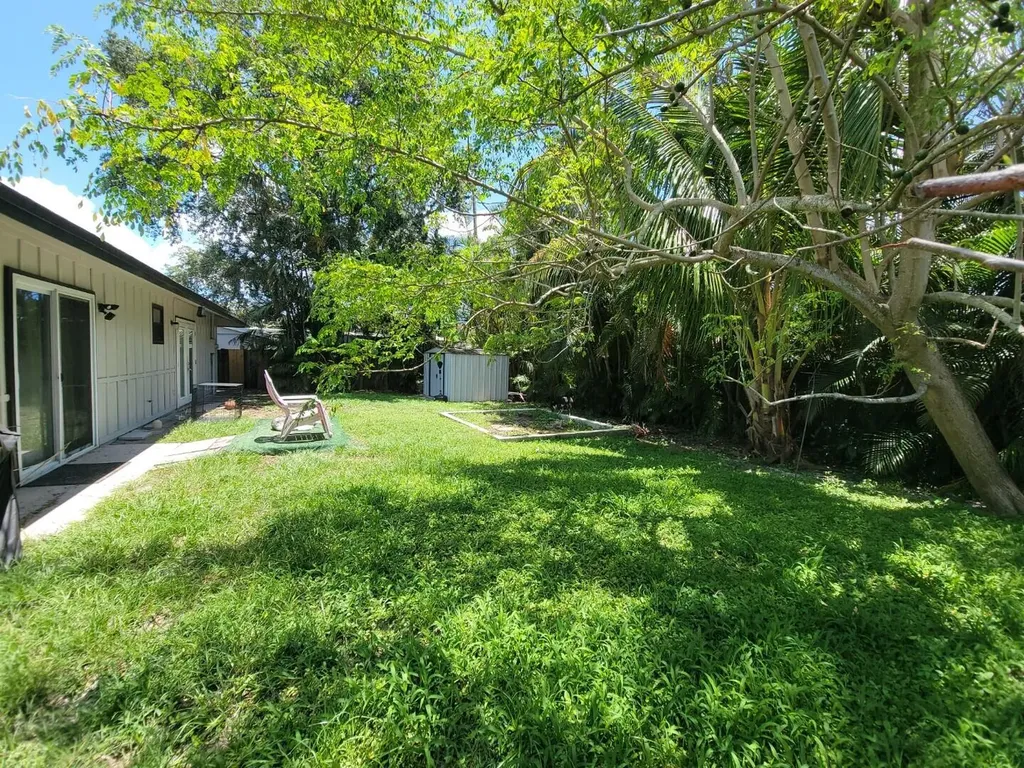 3390 Artesian Drive Lake Worth FL 33462