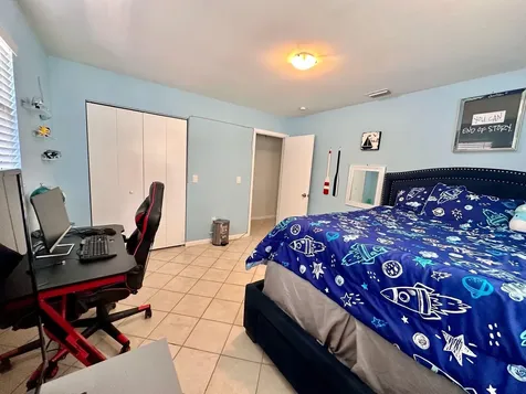 3390 Artesian Drive Lake Worth FL 33462