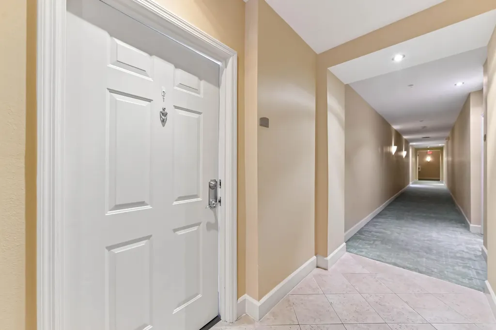 804 E Windward Way Lantana FL 33462